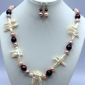 Bridal Inspired Pearl Necklace