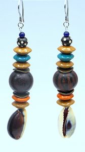 Purple ring top cowry shell earrings