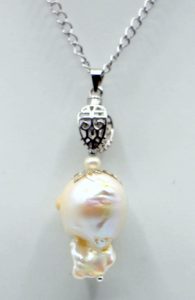 Baroque Pearl Pendant