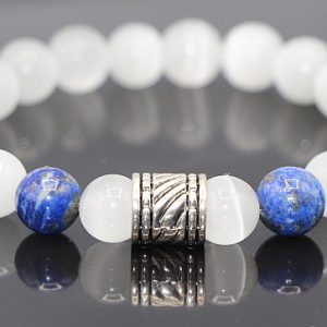 White Cat's Eye and Lapis Lazuli Bracelet